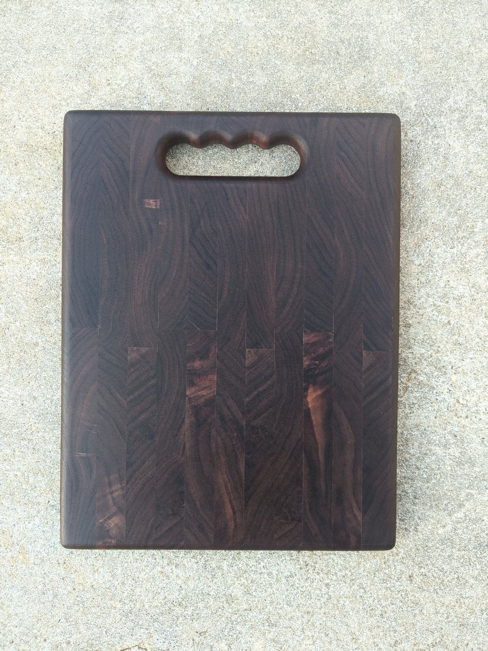 End Grain Handle Cutting Board