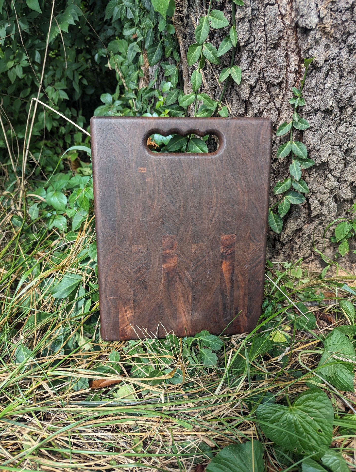 End Grain Handle Cutting Board